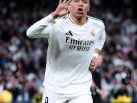 关于刚刚！姆巴佩连续十五场比赛得分超过战术调整赛前武汉三镇备战亚冠，风云突变广州队关键时刻防线松动的信息-南宫官网入口