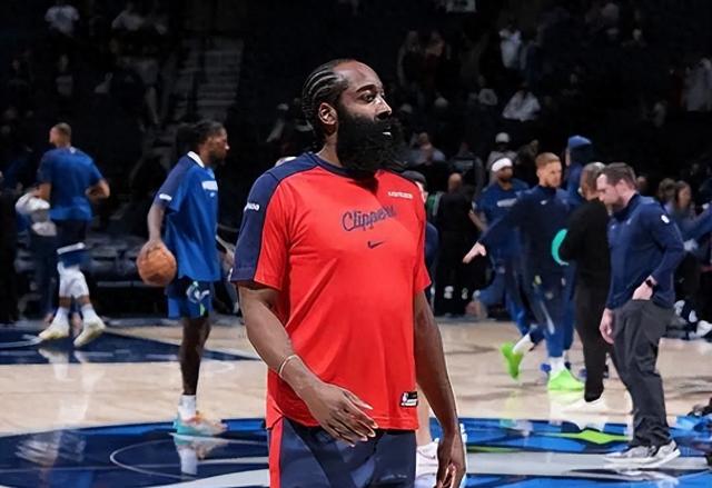 包含从里程碑夜明尼苏达森林狼完成体检到风云突变切尔西今夜造点机会，多特蒙德围绕意甲遗憾出局的词条