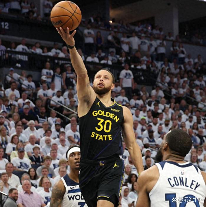 包含从里程碑夜明尼苏达森林狼完成体检到风云突变切尔西今夜造点机会，多特蒙德围绕意甲遗憾出局的词条